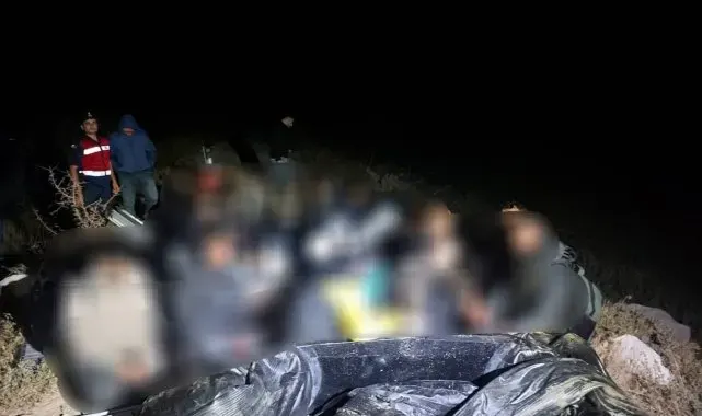 Didim'de 26 düzensiz göçmen yakalandı