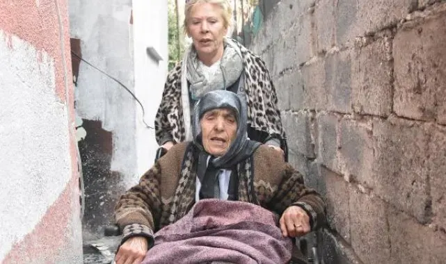 Tekerlekli sandalyeye mahkum 88 yaşındaki kadının evine girmesine 'duvar' engeli