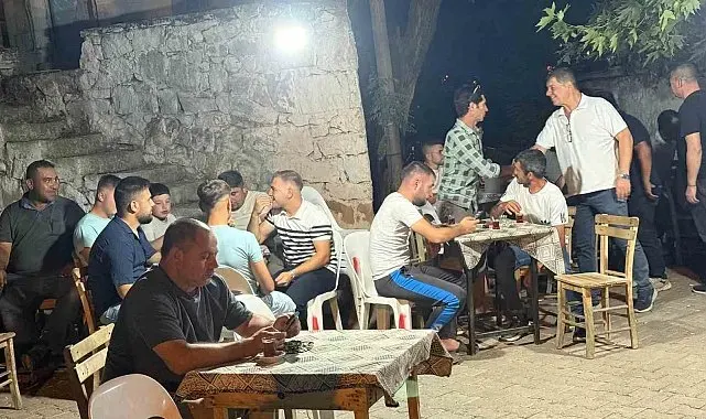 Gömeç'te siyasiler yangın mağdurlarını yalnız bırakmadı