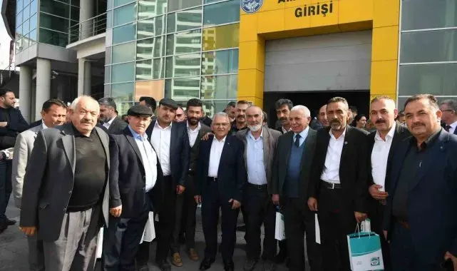 Başkan Büyükkılıç'tan muhtarlara: "Canlarımız, sesimiz, temsilcilerimizsiniz"