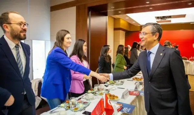 CHP'li Özel: Milletvekili grubunda yüzde 55'e 45, biz öndeyiz
