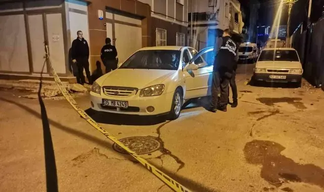 Babasının kavga ettiği şahıslara av bıçağıyla böyle saldırdı: 1 ölü, 1 yaralı