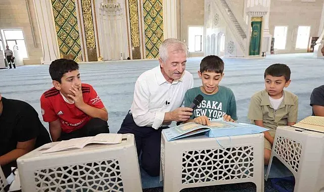 Şahinbey Millet Camii'nde çocuklar hem eğleniyor hem de Kur'an-ı Kerim öğreniyor