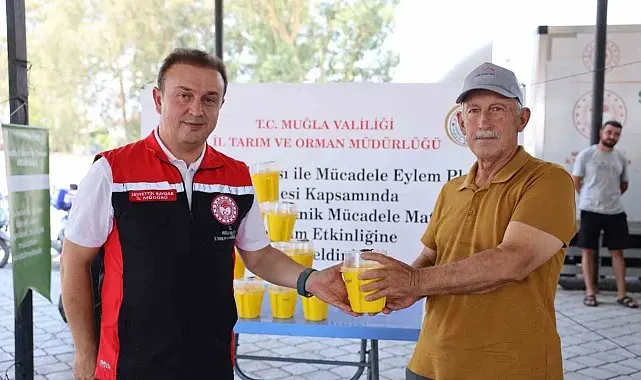 Turunçgil üreticilerine 8 bin Akdeniz Meyve Sineği tuzağı dağıtıldı