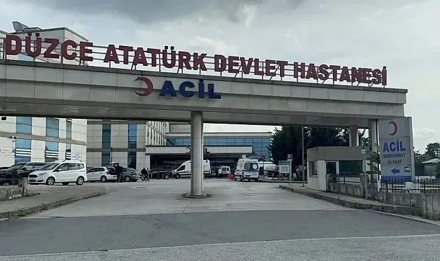 Otomobil kamyona arkadan çarptı: 1 yaralı