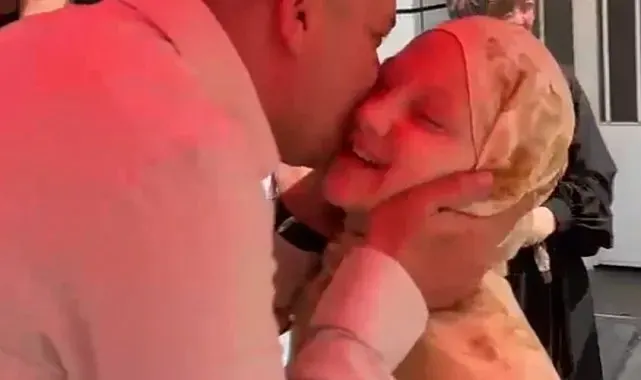 Bolu'da 12 yaşındaki kızdan babasına ağlatan 'hafızlık' sürprizi