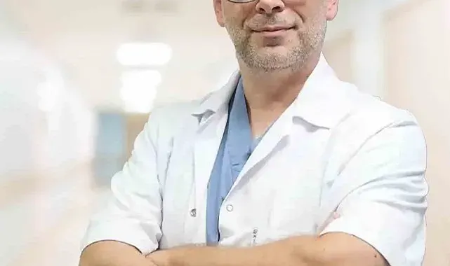 Uzmanından rinoplastide 'doğal görünüm' uyarısı: "Ameliyat olduğu belli olmamalı"