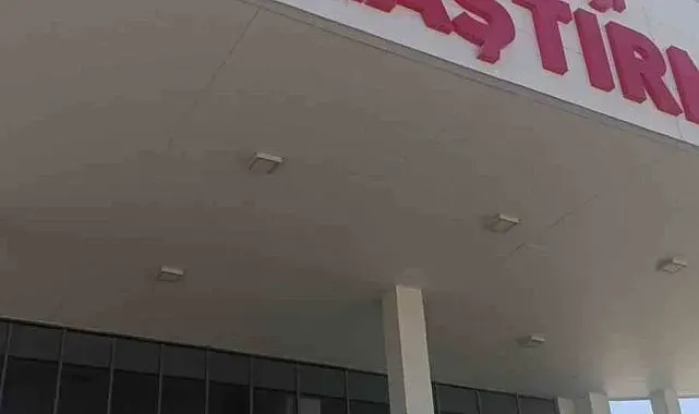 "Bütün gazeteciler gelsin" diyerek intihara kalkışan şahsı "Karpuz keselim gel" diyerek çatıdan indirdiler