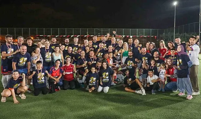Erhan Aksay turnuvasında kupa sahibini buldu