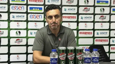 Sakaryaspor'da Adana 01 FK Maçı Sonrası Ümit Bozkurt'tan Önemli Değerlendirmeler