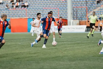 Zonguldakspor Saha ve Seyirci Avantajını Kullanamadı: Karabük İdmanyurdu 2-1 Kazandı