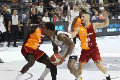 Çayırova Belediyesi Hazırlık Maçında Galatasaray'a Kaybetti: 75-80