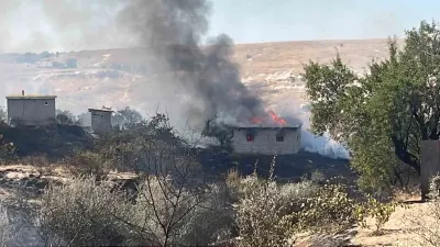 Nevşehir'de Otluk Alanda Başlayan Yangın Bağ Evlerine Sıçradı: 7 Ev Kül Oldu