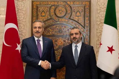 Bakan Hakan Fidan'dan Şam'da Kritik Temas: Suriyeli Mevkidaşı Şeybani ile Görüştü