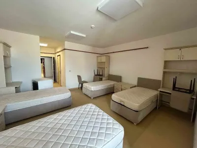 Zonguldak'ta Üniversite Öğrencileri İçin Yurt ve Ulaşım Mesaisi Başladı
