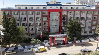 Kahramanmaraş'ta Gençlerin Eğitimine Büyük Destek: Pusula Maraş Kapılarını Açtı