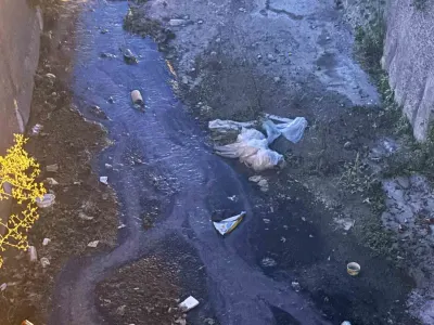 Urla'da Dere Kirliliği ve Kötü Koku İsyanı: Vatandaşlardan Acil Temizlik Çağrısı