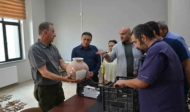 Malazgirt'te tarihi miras gün yüzüne çıkıyor
