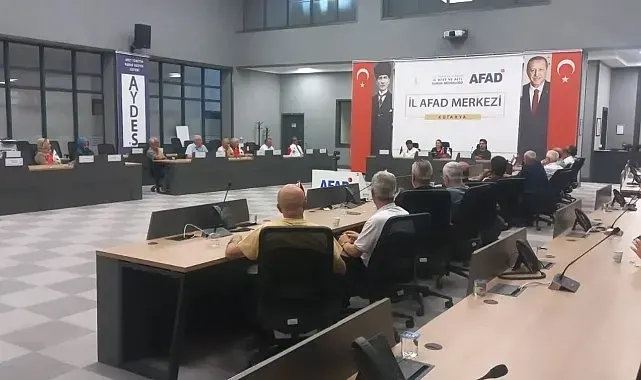 Kütahya'da muhtarlarla afet hazırlığı toplantısı düzenlendi