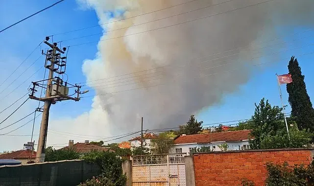 Susurluk'taki orman yangınına havadan ve karadan yoğun müdahale