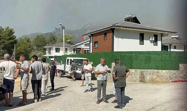Fethiye Üzümlü'deki yangına yoğun müdahale