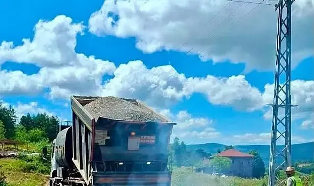 Sinop'ta köy yollarının ulaşım standardı yükseltiliyor