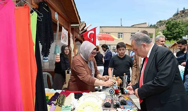 Bu Pazar Talas'ta 'Maharetli Eller' var