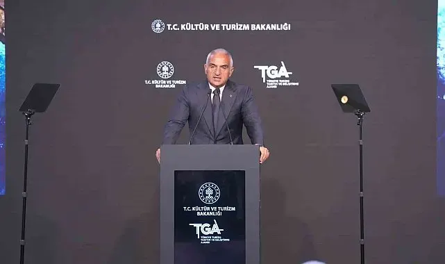 Bakan Ersoy: "Turizm geliri ilk 6 ayda 25,7 milyar dolar oldu"