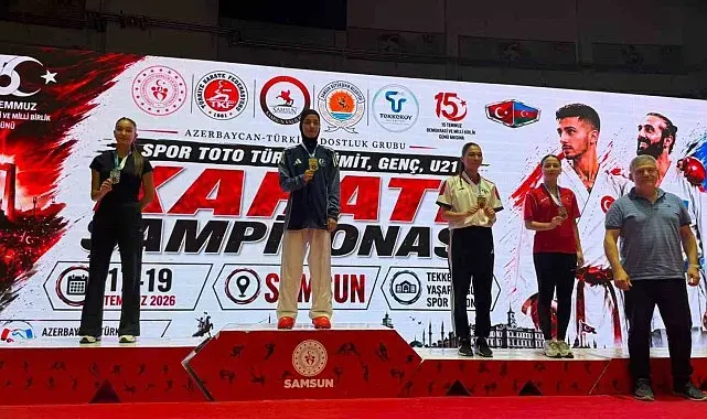 Kağıtspor'dan bir haftada 10 Türkiye şampiyonluğu