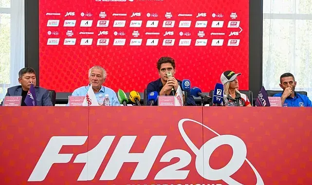 UIM F1H2O Dünya Şampiyonası Kırgızistan Grand Prix'sinin basın toplantısı yapıldı