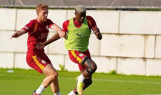 Galatasaray, günü çift antrenmanla tamamladı