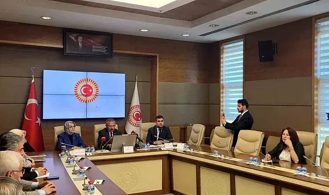 Öğrencilerden "Okullarda akıllı telefon yasaklasın" talebi