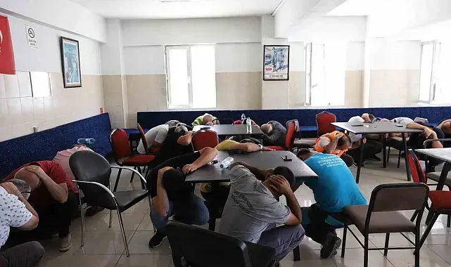 Büyükşehir'den ek hizmet binasında deprem ve yangın tatbikatı