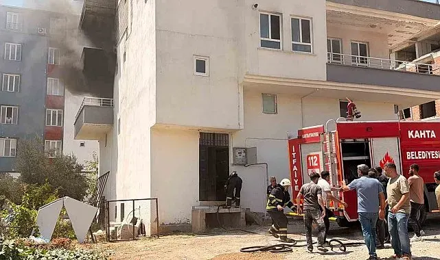 İşçilerin kaldığı evde yangın: 2 kişi dumandan etkilendi
