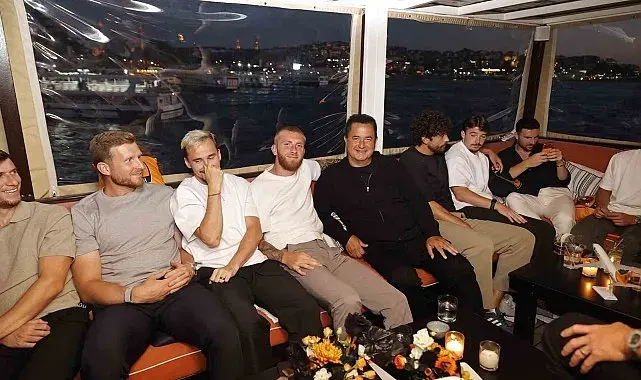 Acun Ilıcalı'dan Hull City'e İstanbul'da boğaz turu