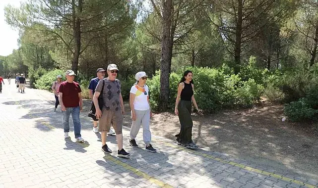 Yaş alan büyükler hayata hareketle bağlanıyor