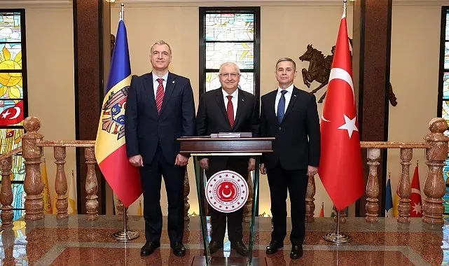 Bakan Güler, Moldova Başbakan Yardımcısı Osmochescu ile görüştü