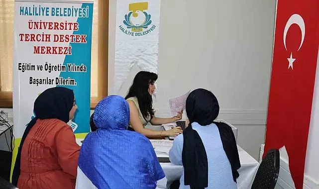 Haliliye Belediyesi gençlerin geleceğine rehber oluyor