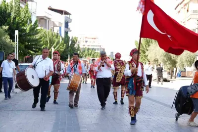 Salihli’de 9. Keşkek ve Cirit Şenliği Coşkusu Yaşandı