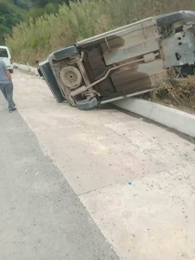 Trabzon Arsin'de Takla Atan Araçta Aynı Aileden 5 Kişi Yaralandı