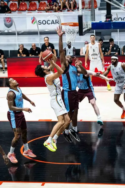 Karşıyaka Basketbol ve Aliağa Petkimspor Hazırlık Maçında Karşı Karşıya Geliyor