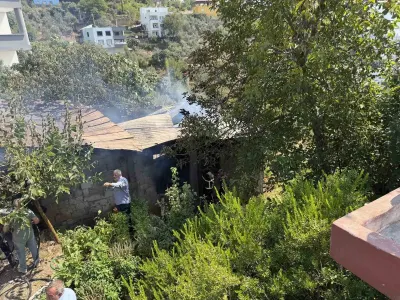 Osmaniye Bahçe'de Ahır Yangını: Korkutan Alevler Ahırı Kullanılamaz Hale Getirdi