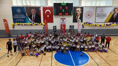 Karaman'da Altın Bilekler Basketbol Şöleni ile Minikler Parkurda Coştu