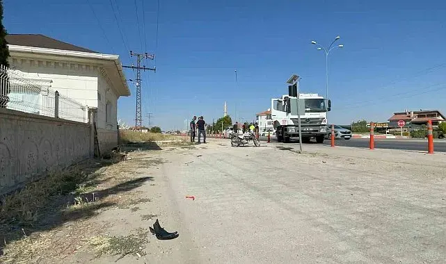 Karaman'da motosiklet sürücüsünün ağır yaralandığı kaza kamerada