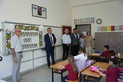 Başkan Ural'dan Okul Ziyareti: Çocukların Sevinci Bize Enerji Verdi