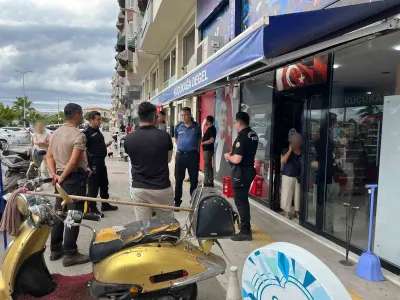 Sinop'ta Evinde Sinir Krizi Geçiren Kişi Camı Kırarak Yaralandı