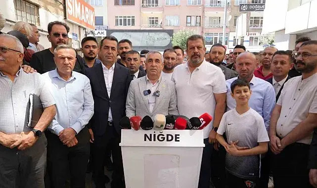 CHP Niğde'de toplu istifa: 5 bin 300 üyenin partiden ayrıldığı açıklandı