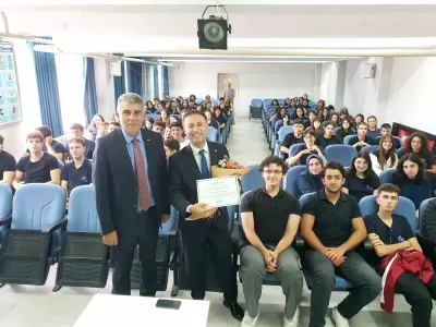 Samsun'da Akademisyenler Lise Öğrencileriyle Buluştu