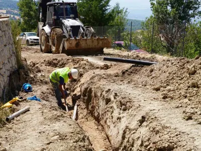 Seydikemer Kayacık Mahallesi'nde 6 Bin Metrelik İçme Suyu Hattı Yenileniyor