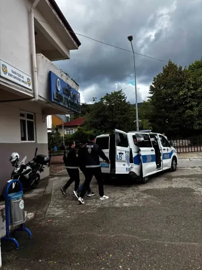 Kastamonu'da Bıçaklı Kavga: Tartıştığı Kişiyi Yaralayan Şüpheli Tutuklandı